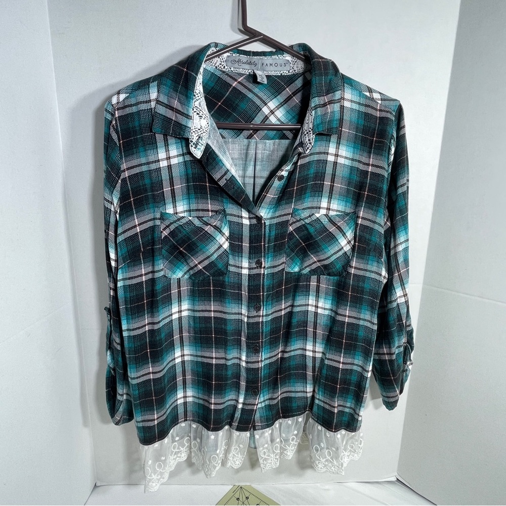 Absolutely Famous Women’s Sz XL Western Top Teal Plaid Lace Hem P2P 22” L 29”
